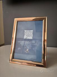 Cornice color argento