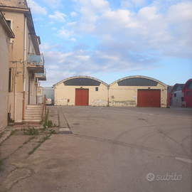 Capannone mq 560 tutto spazio utile ottoma pos