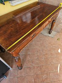 vecchio tavolo in legno massello 2 cassetti  