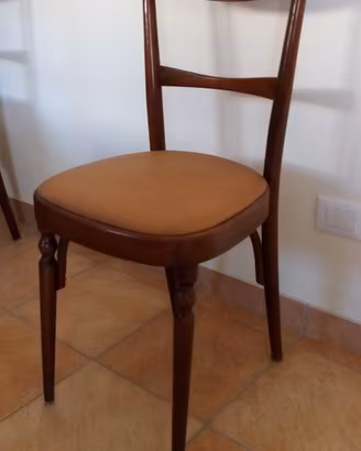 Sedie in legno/ecopelle