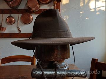 cappello vintage da esploratore