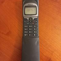 Cellulare NOKIA 8110 - Mod. Banana