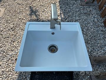 Lavandino cucina hallviken ikea con miscelatore