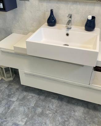 ARREDAMENTO BAGNO