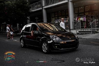 Ford fiesta 1.2 16v 5 porte.