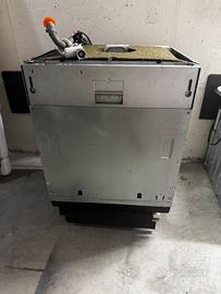 LAVASTOVIGLIE HOTPOINT ARISTON
