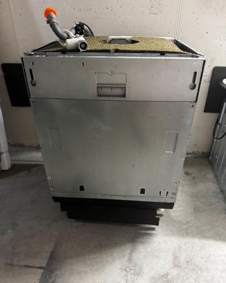 LAVASTOVIGLIE HOTPOINT ARISTON