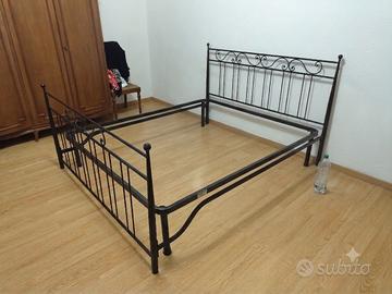 Cornice Letto Matrimoniale in Ferro Battuto