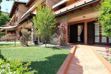 4 LOCALI A CASTELLARANO