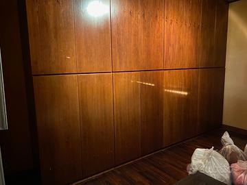 Mobile camera da letto su misura in legno