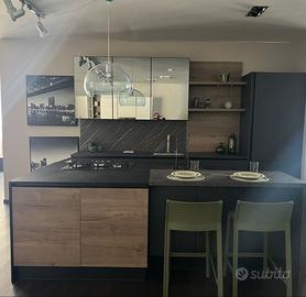 Cucina Nuova Completa di Elettrodomestici