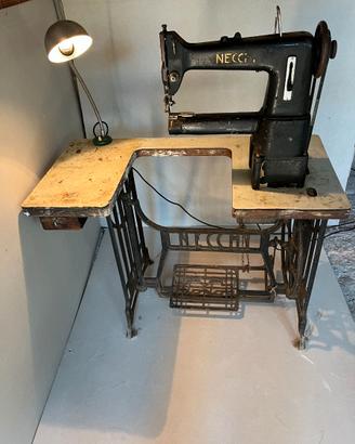 MACCHINA DA CUCIRE ELETTRICA NECCHI