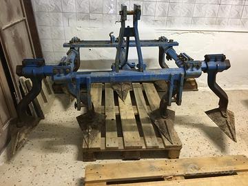 Aratro pesante 7 vomeri Licari e Sanguedolce