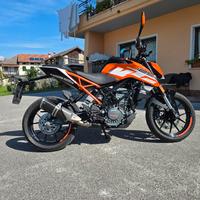 ktm Duke 125   '17