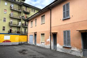 Villa di 140 m² con 4 locali e box auto a Pandino