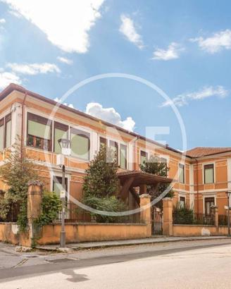 Villa di 366 m² con più di 5 locali a Magliano de'