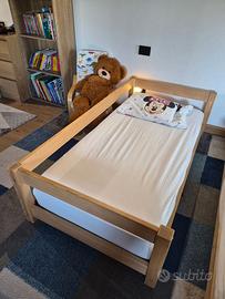 Letto Montessori bambino con materasso