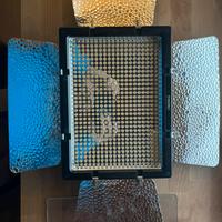 Yongnuo 600 led