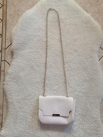 Borsetta bianca da donna con catena dorata
