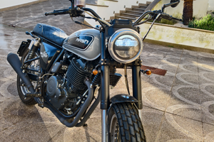 Moto Mash 650 Dirt Track