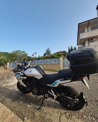 benelli trk 502