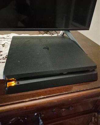 PS4 Slim