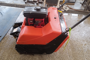 Motospazzatrice hako hamster 700