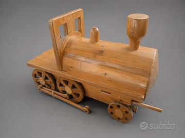 trenino giocattolo in legno