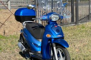 Kymco People 150
