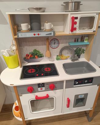 Cucina in legno per bambini 