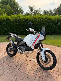 Ducati DesertX 2024