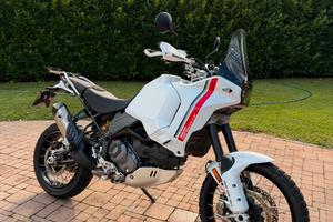 Ducati DesertX 2024