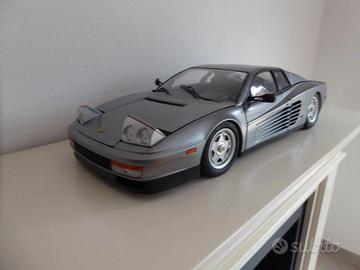 Pocher Testarossa coupé Ferrari 1/8 grigia (4) rie