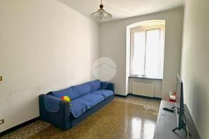 5 LOCALI A GENOVA