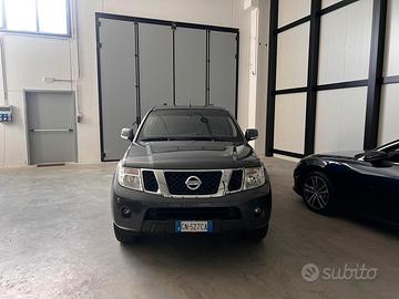 Nissan Navara 