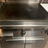 Fry top piastra liscia a gas