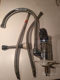 Miscelatore alto lavabo 