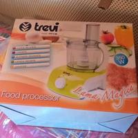 Robot Multifunzione marca Trevi. nuovo. 