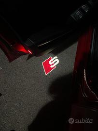 proiettori luce pozzanghera led sottoporta audi 