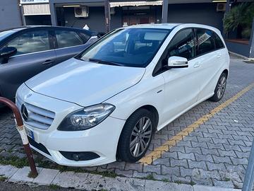 Mercedes-benz B 180 CDI Premium