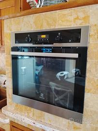 FORNO ELECTROLUX MOD EOC6610AOX
