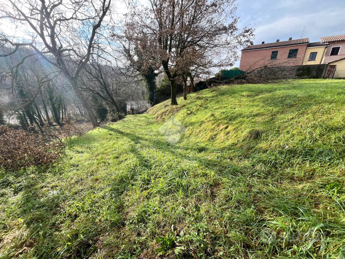 TER. RESIDENZIALE A NOVAFELTRIA - Vista 4