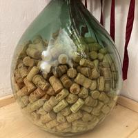 Damigiana in vetro con tappi sughero