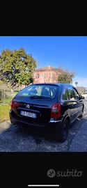 pezzi come sedili,motore e molto altro per Citroen