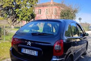 pezzi come sedili,motore e molto altro per Citroen