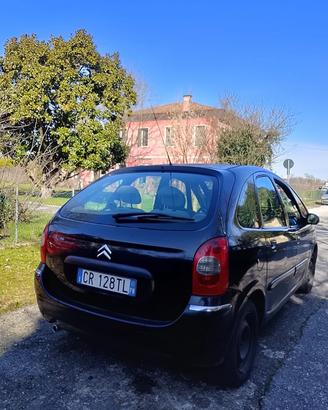 pezzi come sedili,motore e molto altro per Citroen