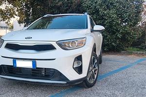 kia stonic cc1.600 CRDi 110 cv