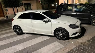 Mercedes classe a w176 a180 automatic sport