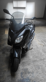 Xmax250 anno 2010