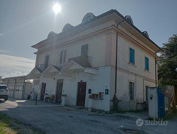 Bilocale ristrutturato ed arredato